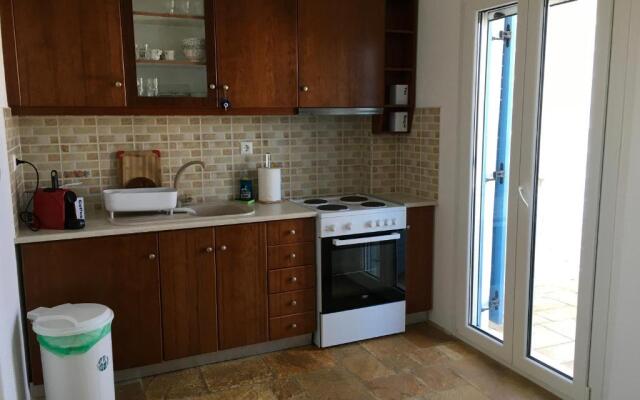 Comfy House in Paros