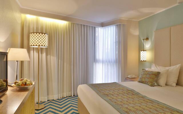 Oasis Spa Club Dead Sea Hotel