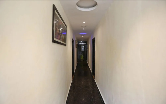 OYO 8077 Hotel Madhuban