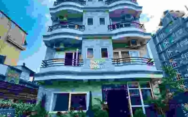 Hotel Spring