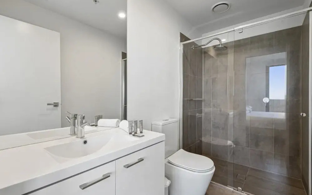 Bright City-view Retreat in the Heart of Preston
