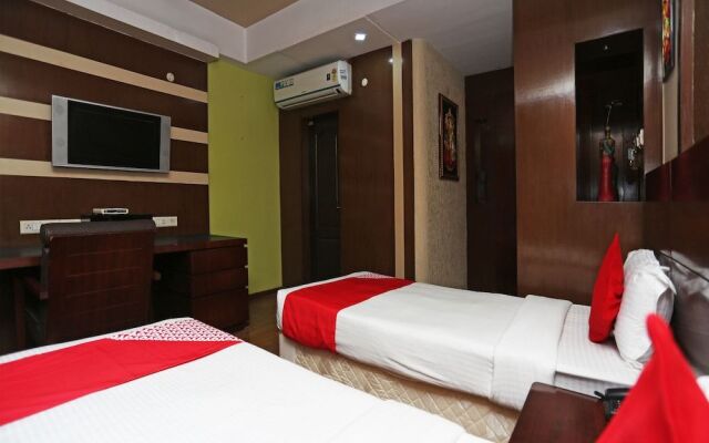 OYO 24855 Ambassador Hotel