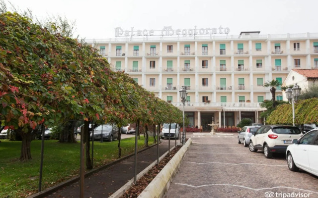 Palace Hotel Meggiorato
