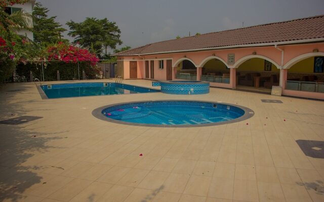 Chaka Resort