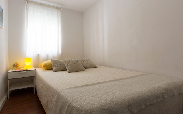 Principe Real II by Homing