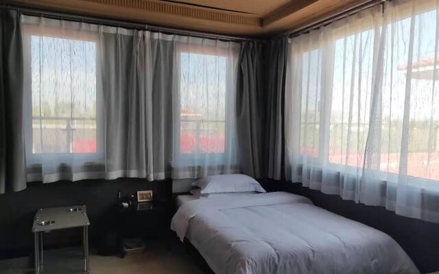IU Hotels· Xincheng Haibing University Store