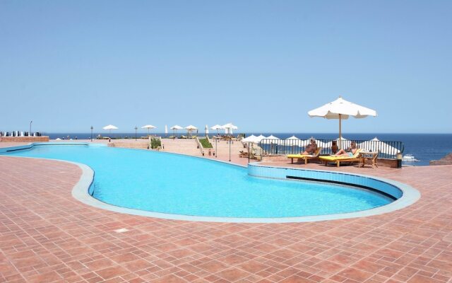Red Sea Taj Mahal Resort & Aqua Park