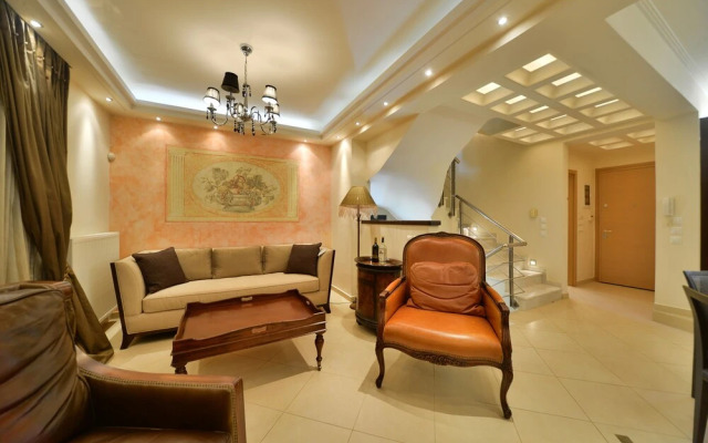 Elegant Villa by B&E