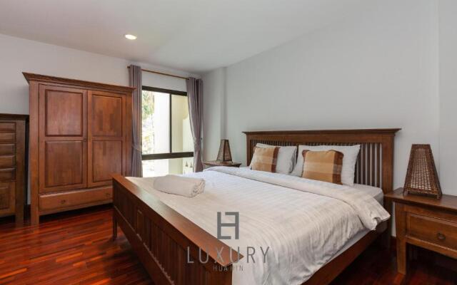 Amazing 5 Bedroom Condo on the Beach SP