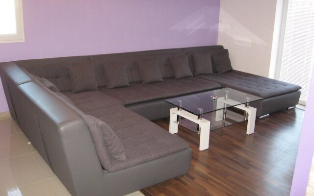 Luxury apartment INA