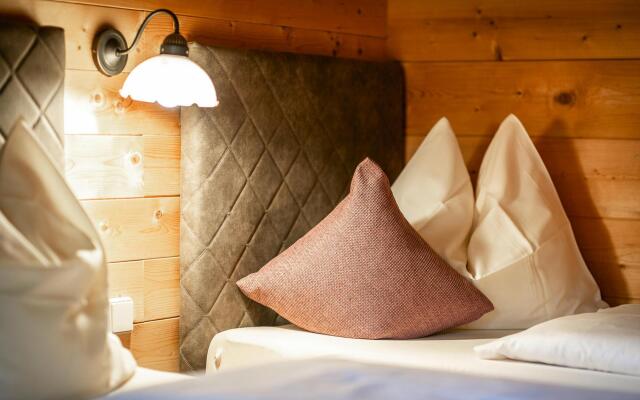 Chalets Almdorf Zillertal, Fugen