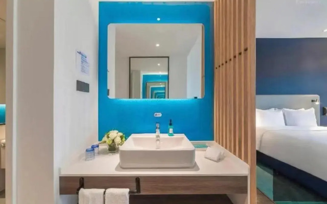 Holiday Inn Express Qingdao Chengyang Central by IHG