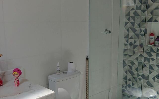 Linda Casa com Piscina Churrasqueira, Wifi em Massaguaçu Caraguatatuba/SP