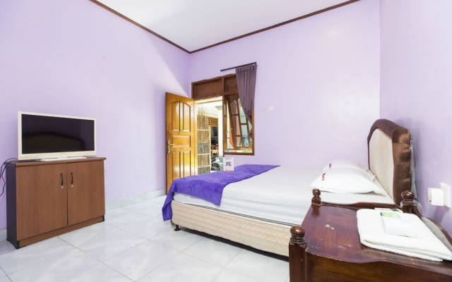 RedDoorz @ Tanjung Benoa – Guest Rooms – Benoa