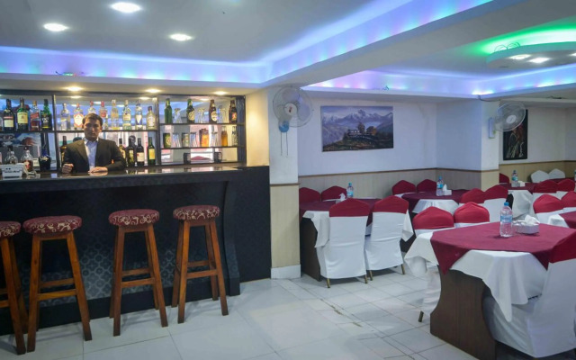 OYO 789 Hotel Shivam Plaza