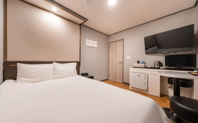 Gangseo Bank Motel