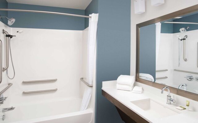 Extended Stay America Suites - Nashua - Merrimack