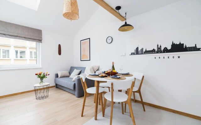 Modern Studios Stachowicza by Renters