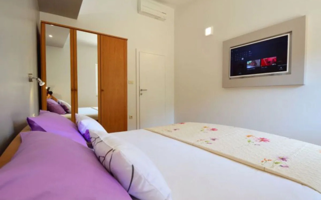 Apartment Mornar Trogir/Arbanija 18591