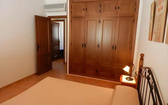 Casa piscina privada un paso del pueblo