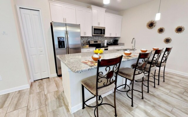 3083 Awesome Home Fantastic Club House