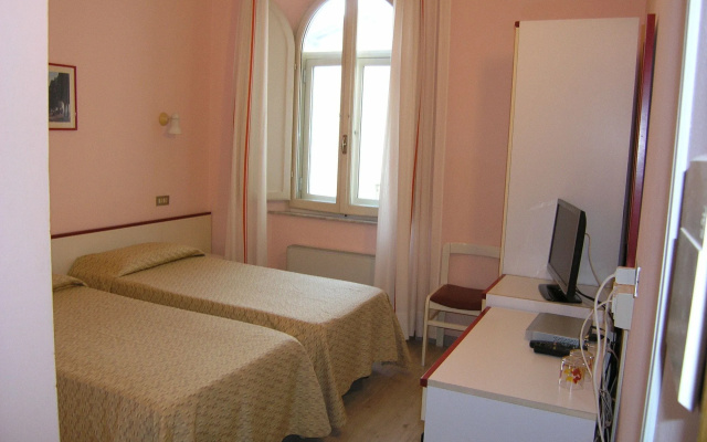 Elba Hotel