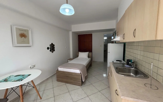Happy Apartments