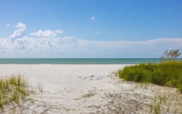 Pelicans Roost 307 2 Bedroom Condo