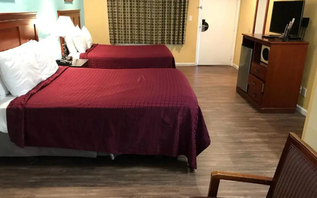 Travelodge by Wyndham San Diego SeaWorld