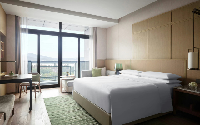 Wuxi Marriott Hotel Lihu Lake – Guest Rooms – Wuxi