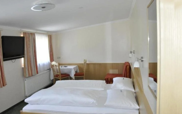 Hotel-Pension Starchlhof