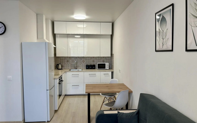 Cozy apartment on Gazovikov street 73k4