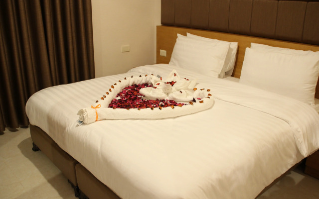 Big Ben Hotel Suites