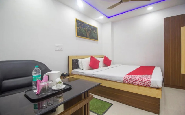 Mahalaxmi By OYO Rooms