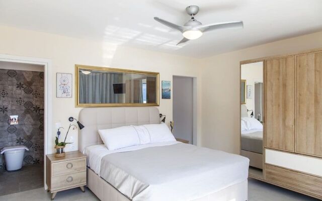Sappho Boutique Suites-NEW