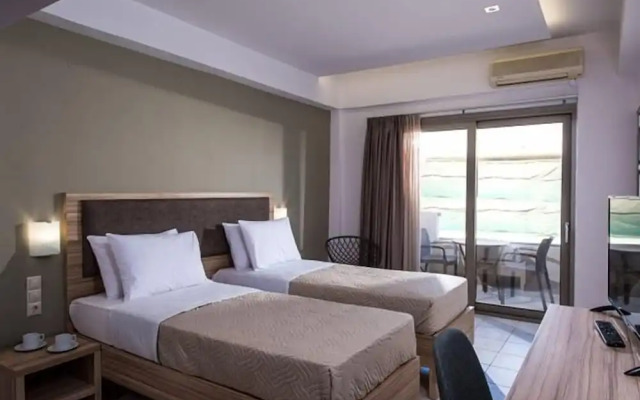 Thania Seaside Smotel - Adults Only