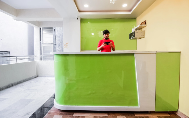 Hotel Banyan Tree by OYO Rooms