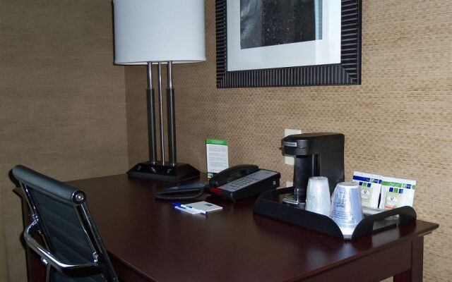 Holiday Inn Express & Suites Arkadelphia - Caddo Valley