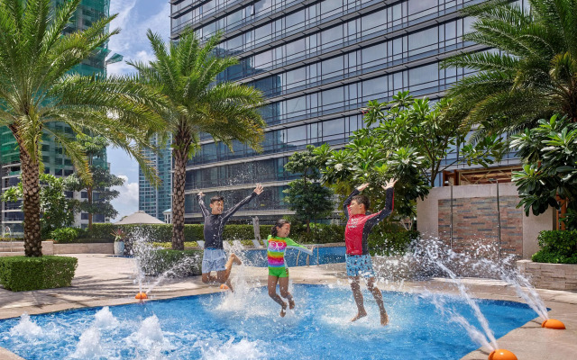 Shangri-La Residences at the Fort, Manila