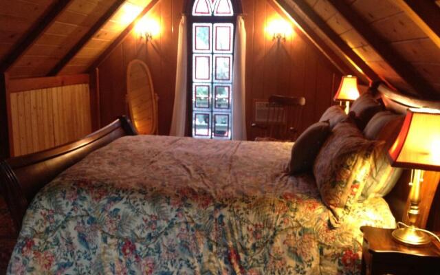 Two Room Inn