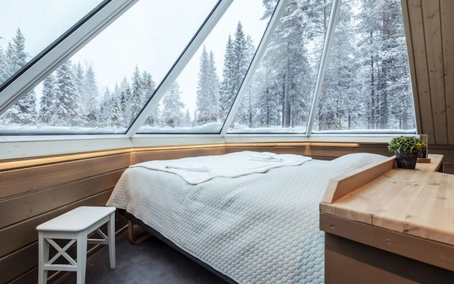 Aurora Igloos & Suites