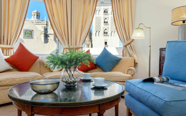 Unique Penthouse Giralda Views. Virgen de los Reyes