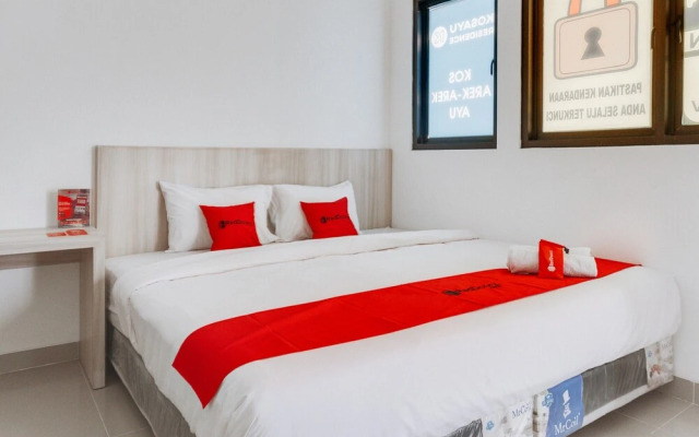 RedDoorz Near Universitas Surabaya