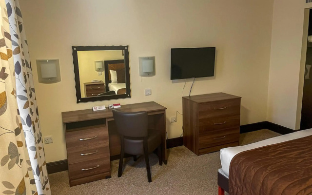 Europa Gatwick Hotel & Spa