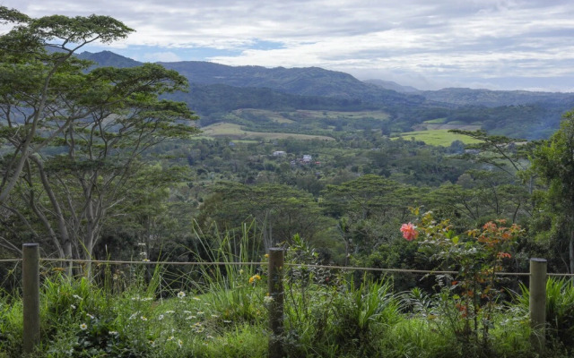 Green Cottage Chamarel