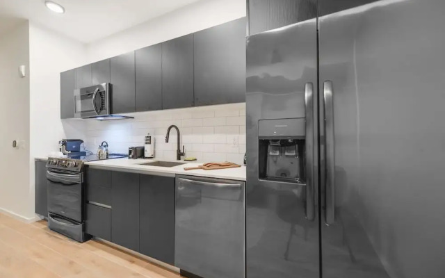 Bayside Luxury Studio Near Bayfront Park