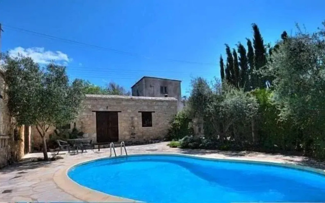 Kipseli Cottage