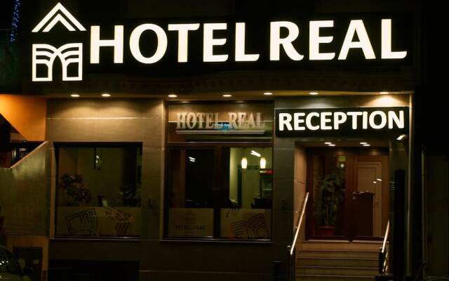 Hotel Real