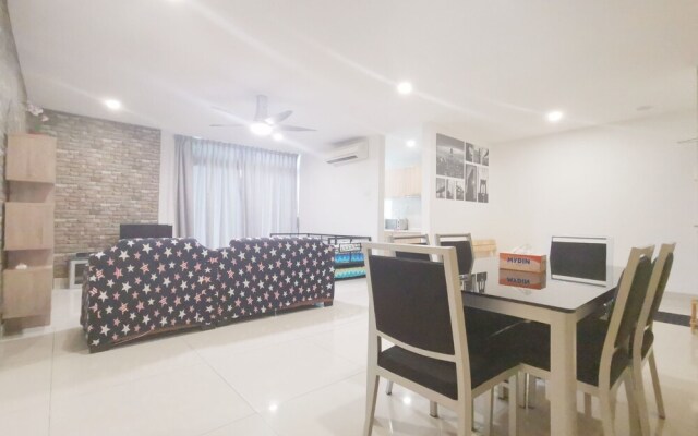 D'esplanade Residences @ KSL City by Immaculate