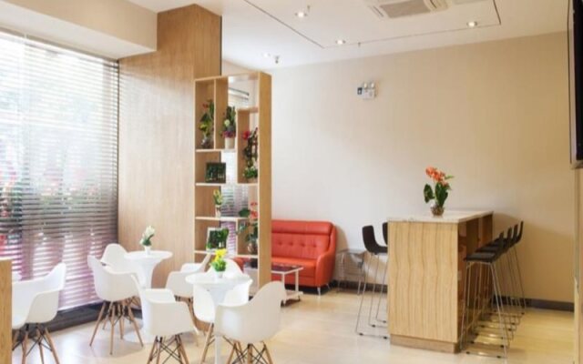 IU Hotel Shenzhen Kuiyong
